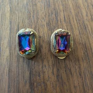 Vintage Womens golden earrings